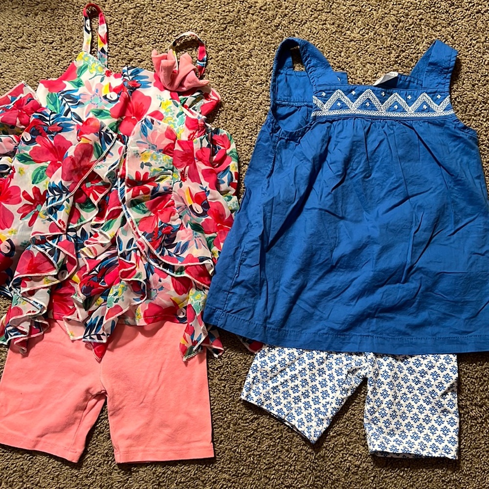 2 girls outfits